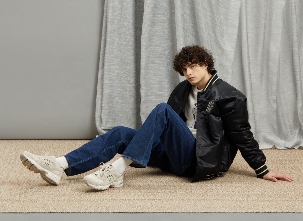 530 Trainers New Balance Mr530 Black Red Unisex 530 Lifestyle New