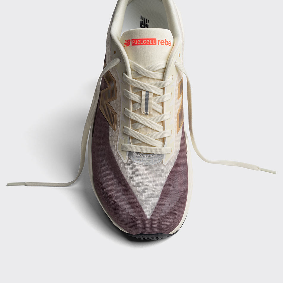 new balance　FuelCell Rebel v5　25cm/2E New Balance FuelCell Rebel V5 Review 2025: A Darn Comfy Running